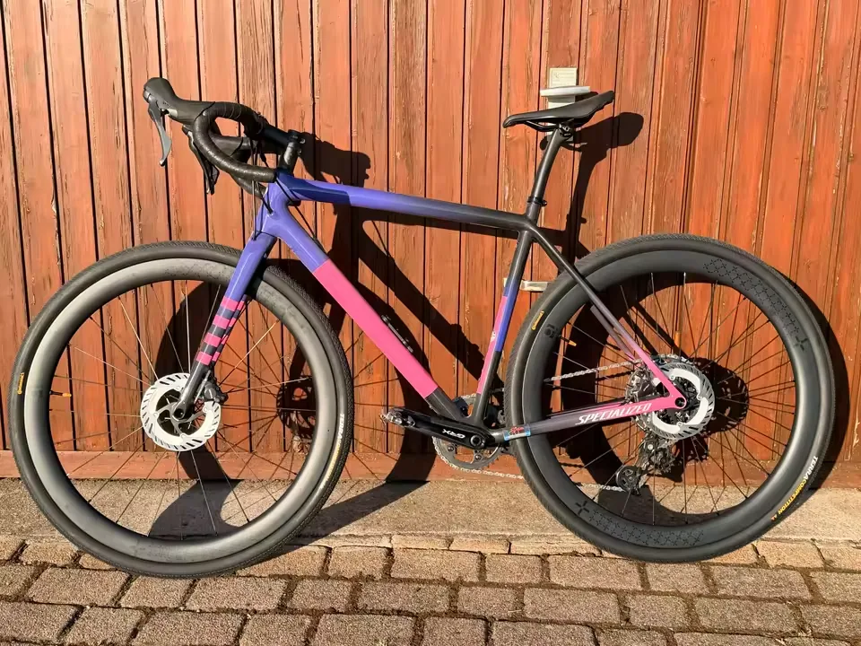 Specialized with 10PLUS gravel wheels, 45mm