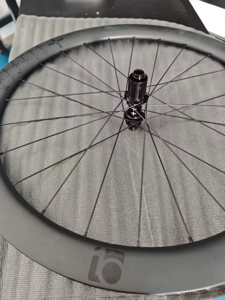 Verified AliExpress buyer photo, 10PLUS road wheels