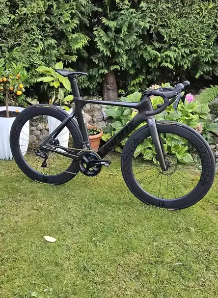 Giant with 10PLUS road wheels, 65mm